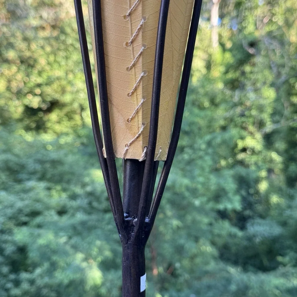 Torchère‑Style Lamp Amber Cocoa Leaf Cone & BOHO Wrought Iron Rock Base 28